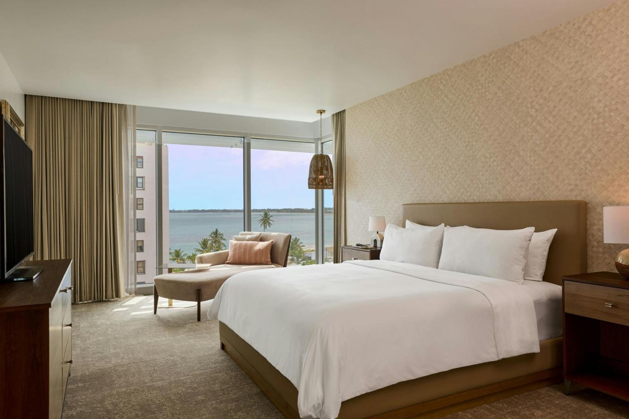 Casa Costera, Isla Verde Beach, Apartments By Marriott Bonvoy San Juan Buitenkant foto